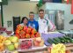 Banco di frutta e verdura al Mercato Casilino 23