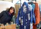 Priscilla e il suo banco di Kimoni e altri oggetti al mercatino giapponese