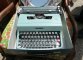 Una macchina da scrivere al mercato di Porta Portese